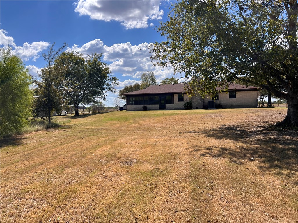 514 North Vicha Road Axtell, TX 76624 - Photo 2 of 24
