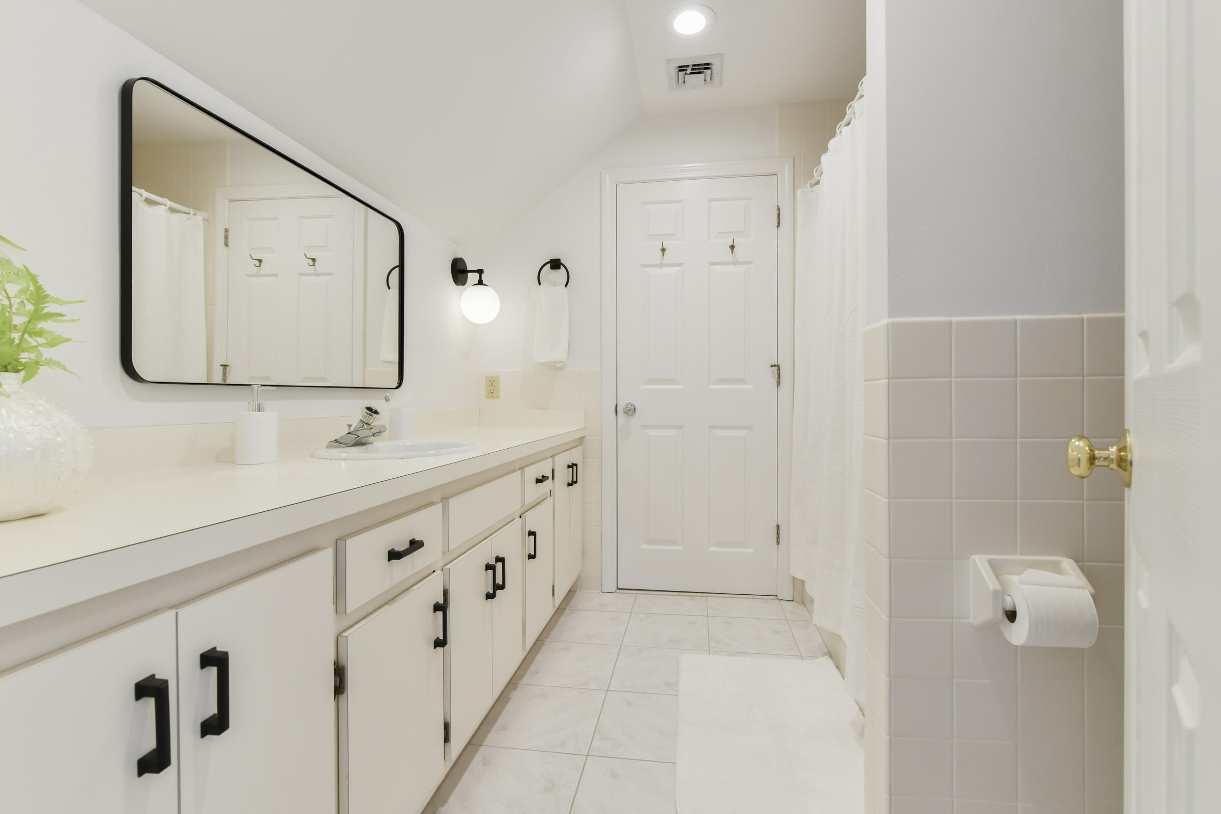 175 Starboard Lane Osterville, MA 02655 - Photo 36 of 39 a bathroom with double vanity sink and mirror