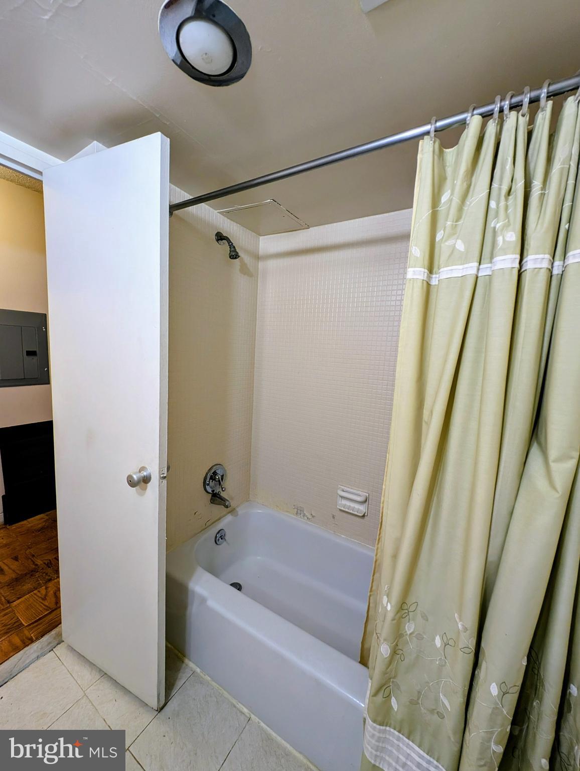 1245 4th Street Southwest, Unit E110 Washington, DC 20024 - Photo 8 of 25 Bathroom