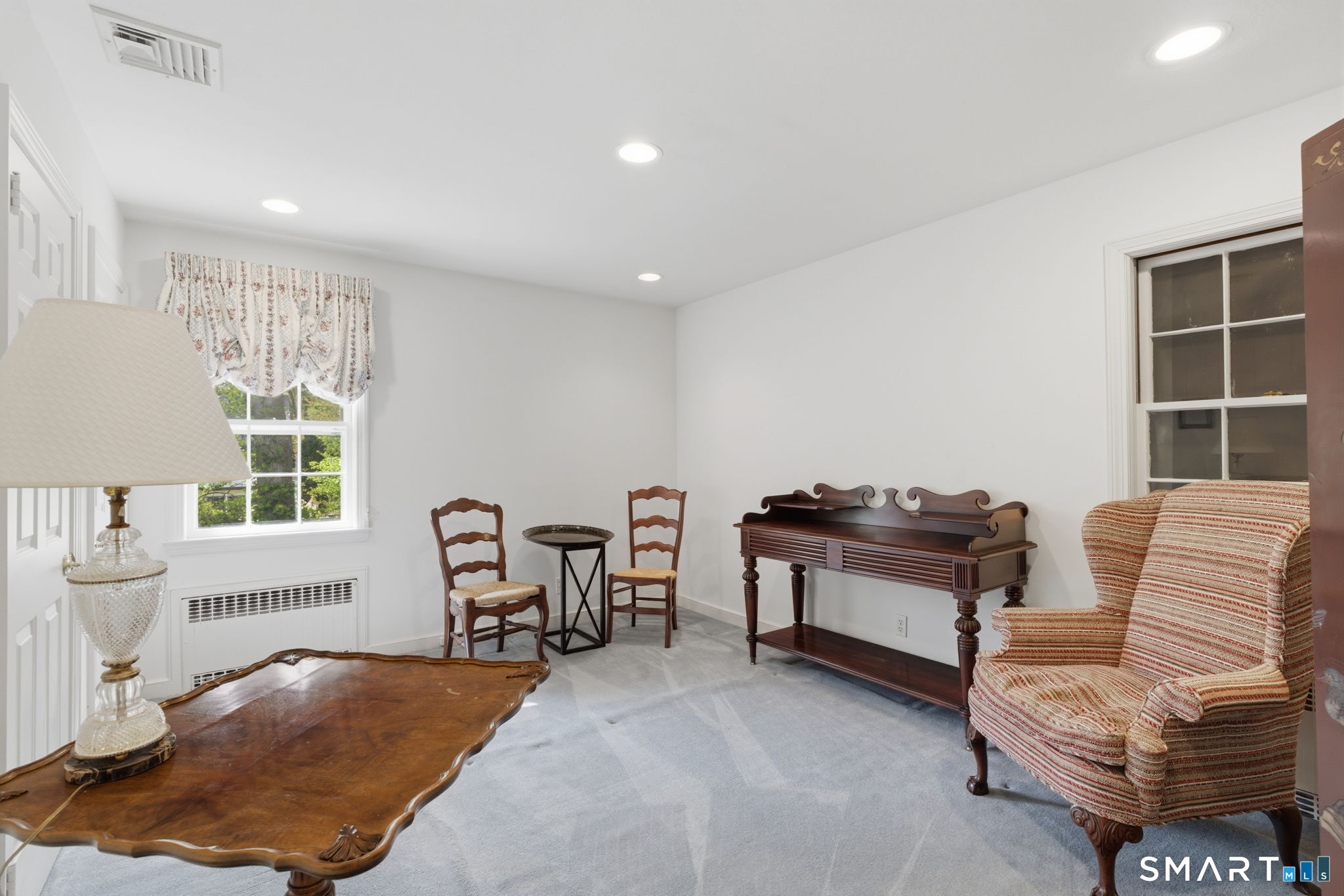 25 Norwood Road West Hartford, CT 06117 - Photo 30 of 40 a living room with furniture