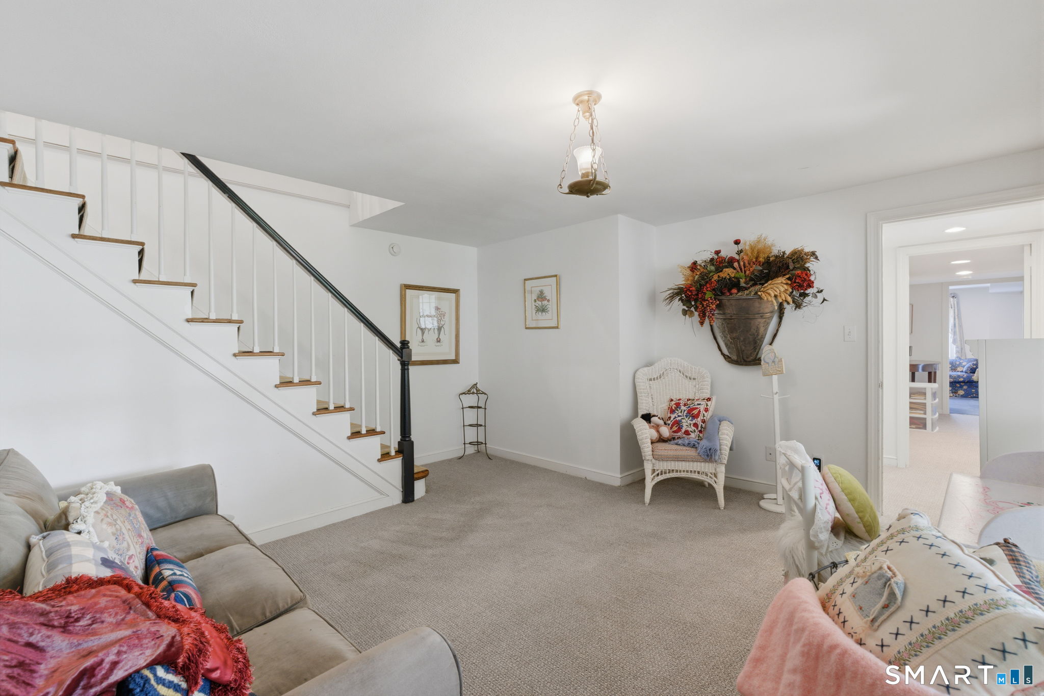 25 Norwood Road West Hartford, CT 06117 - Photo 33 of 40 a living room with furniture
