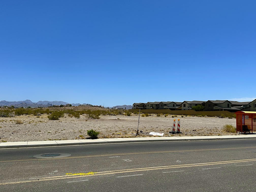 1702 Gold Rush Road Bullhead City, AZ 86442 - Photo 4 of 7