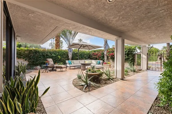 $1,099,000 | 35 Duke Drive, Rancho Mirage, CA 92270