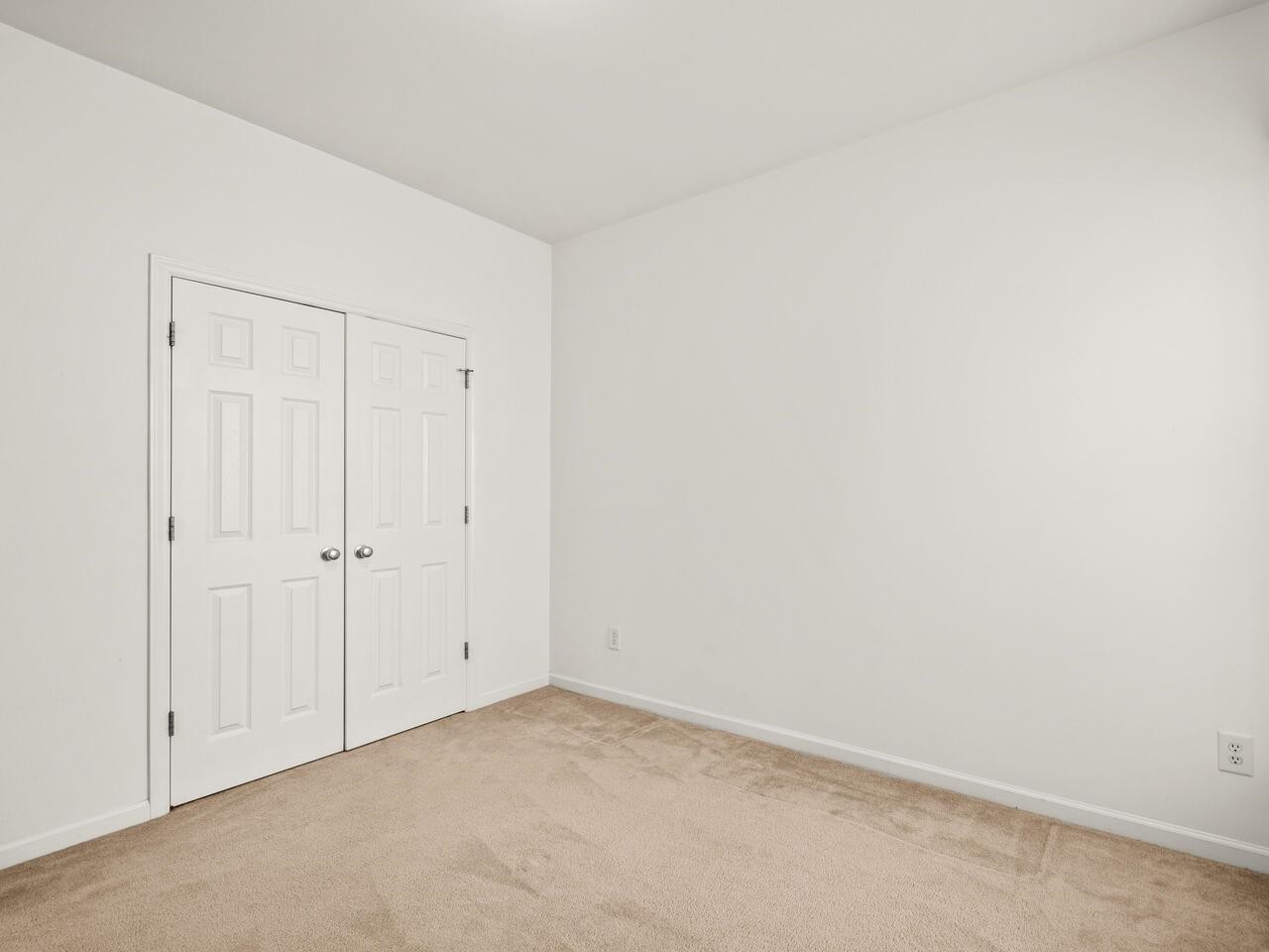 8425 Lunar Stone Place Raleigh, NC 27613 - Photo 16 of 34 a view of an empty room