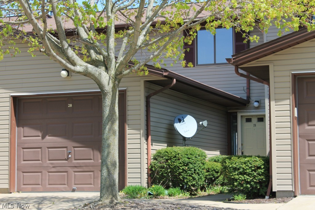 110 Greenwich Road, Unit 28 Seville, OH 44273 - Photo 2 of 6