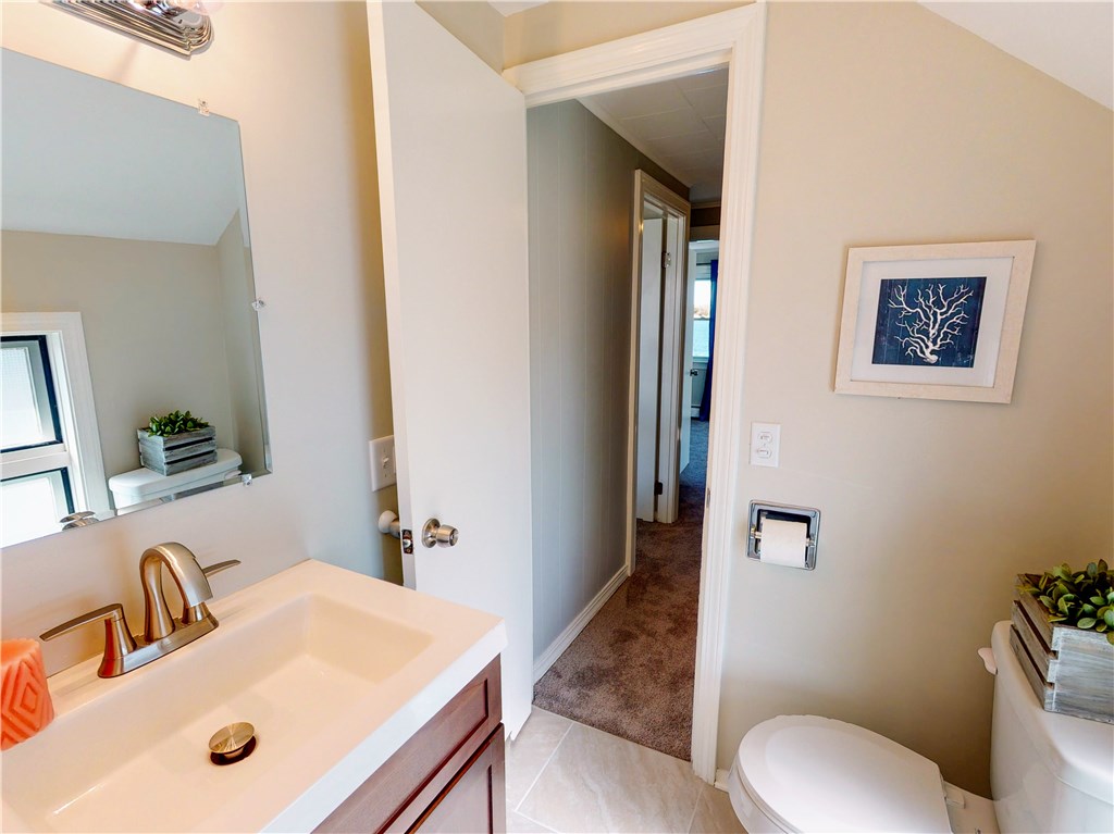 317 Riverside Street Portsmouth, RI 02871 - Photo 20 of 29