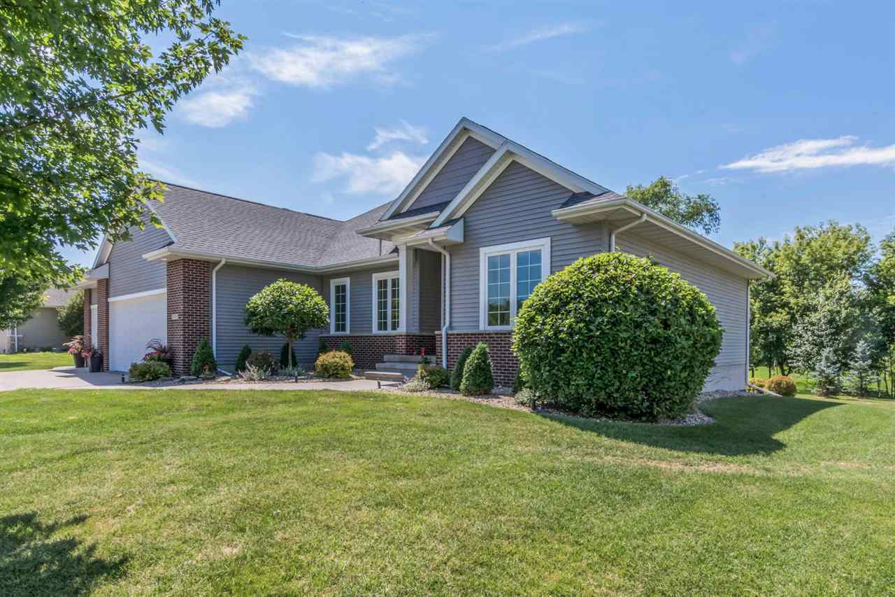 3375 Wild Rose Road Robins, IA 52411 - Photo 2 of 35 Gallery Image 2