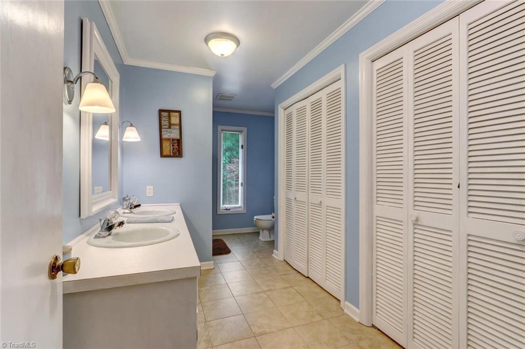 311 South Edgewood Road Eden, NC 27288 - Photo 16 of 27 Gallery Image 16
