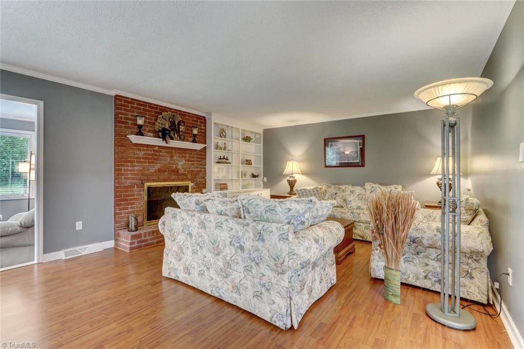 311 South Edgewood Road Eden, NC 27288 - Photo 6 of 27 Gallery Image 6