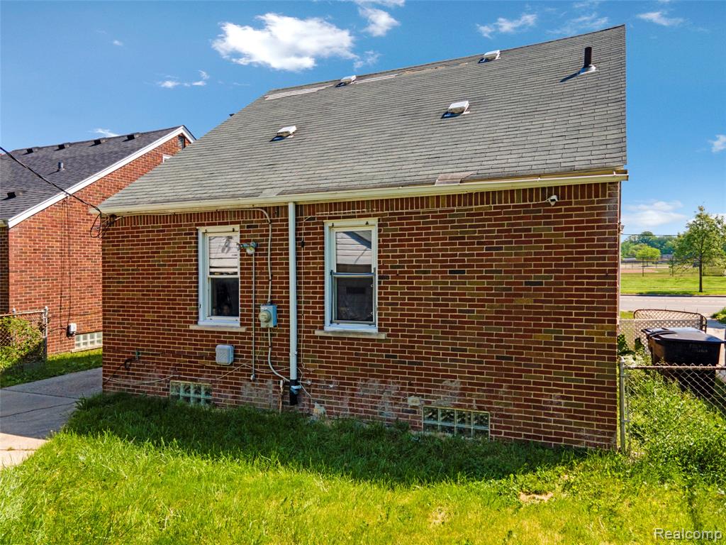 5279 Cadieux Road Detroit, MI 48224 - Photo 28 of 34 Gallery Image 28