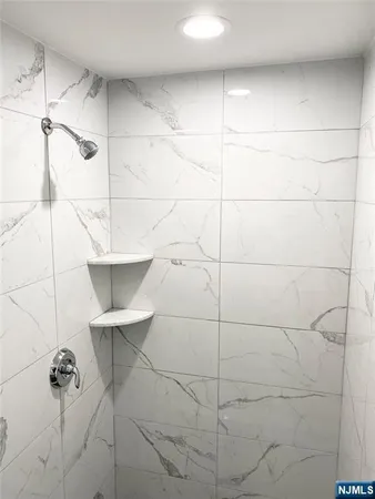 $4,295 | 61 Chestnut Street, Unit 2, Lodi, NJ 07644