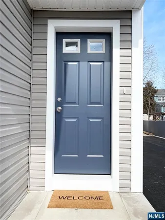 $4,295 | 61 Chestnut Street, Unit 2, Lodi, NJ 07644