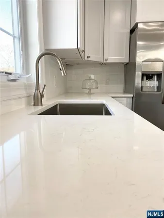 $4,295 | 61 Chestnut Street, Unit 2, Lodi, NJ 07644