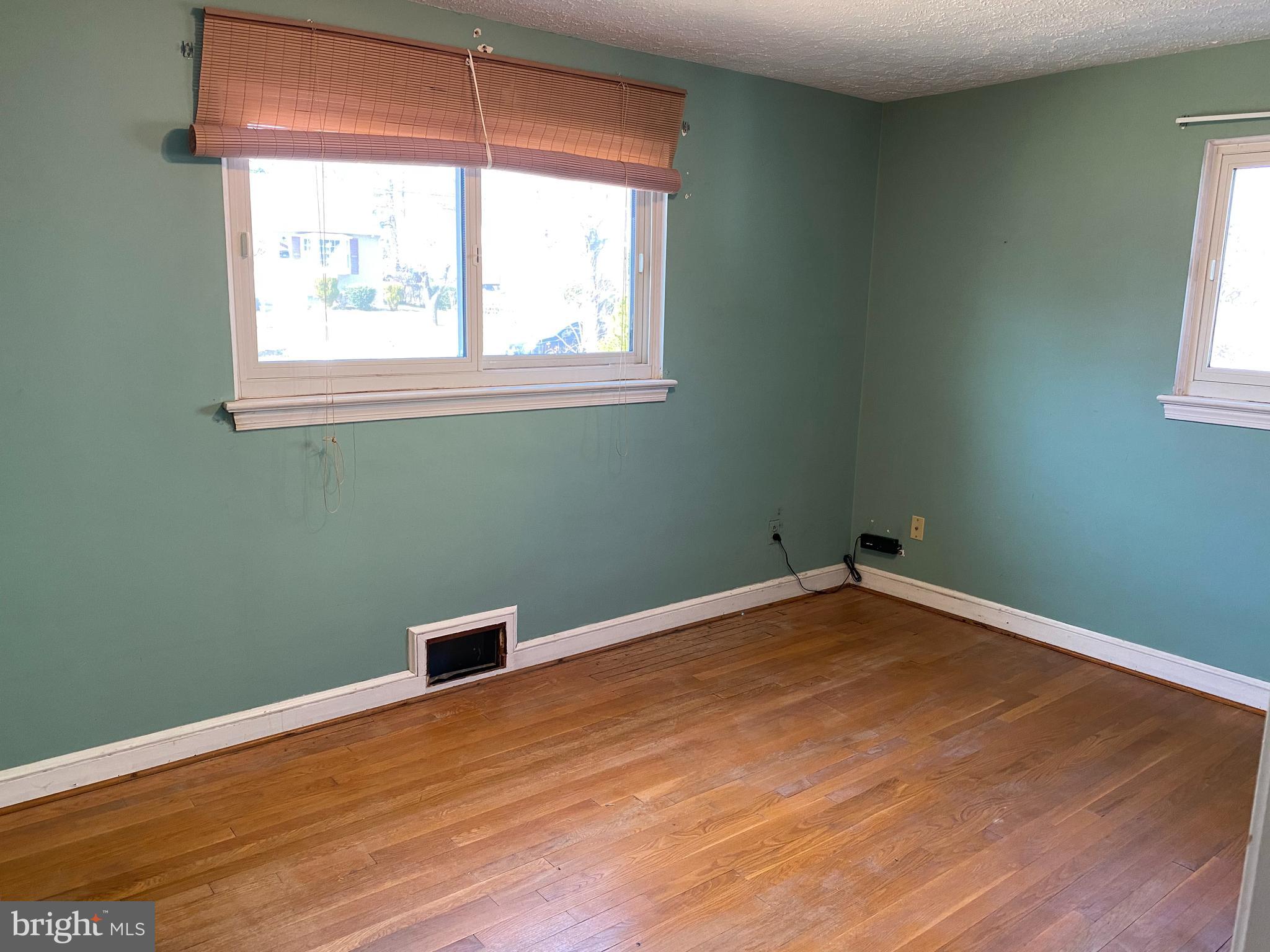 5913 Brunswick Street Springfield, VA 22150 - Photo 8 of 20 One of two bedrooms on the main level