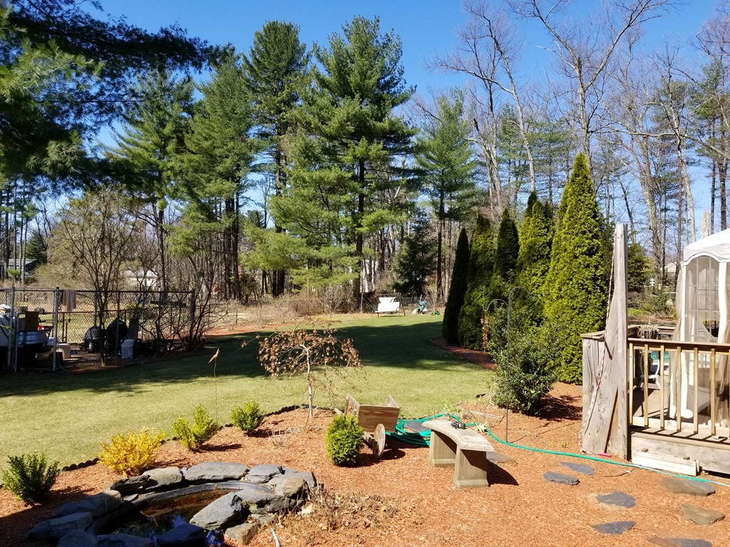 265 Shaker Road Westfield, MA 01085 - Photo 3 of 20 Gallery Image 3