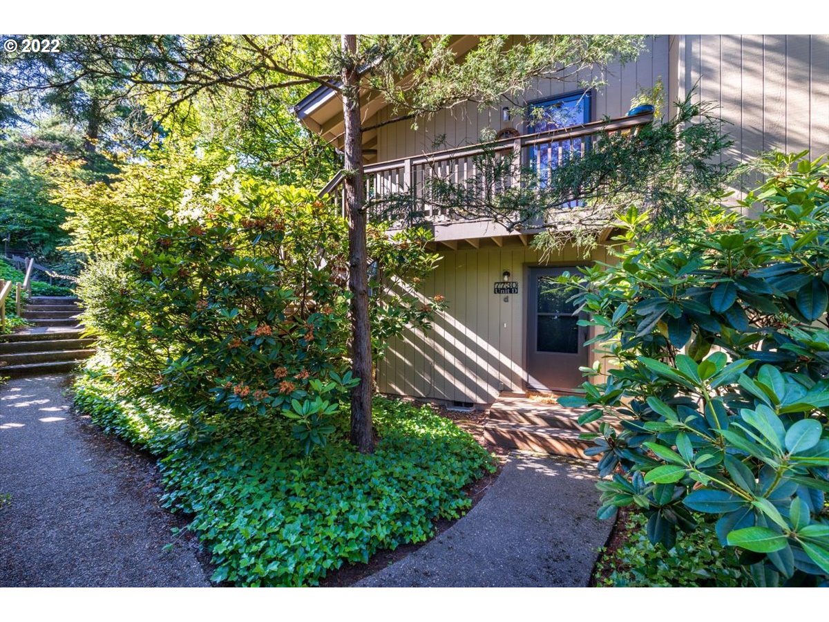 7730 Southwest Barnes Road, Unit D Portland, OR 97225 - Photo 1 of 27 Gallery Image 1