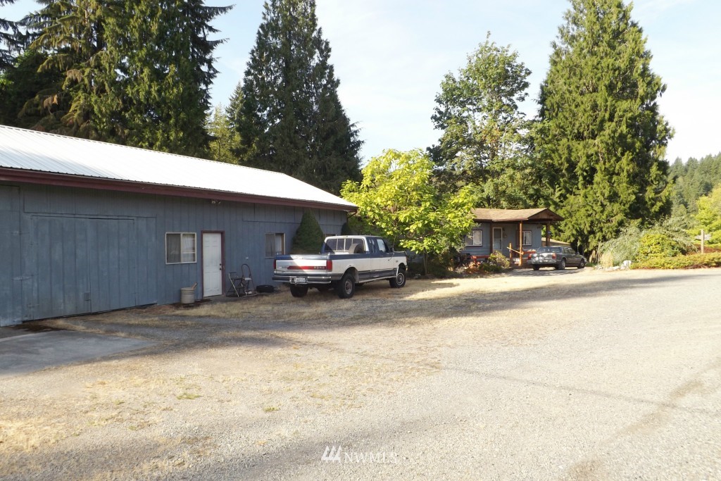 20716 Menzel Lake Road Granite Falls, WA 98252 - Photo 3 of 17 Gallery Image 3