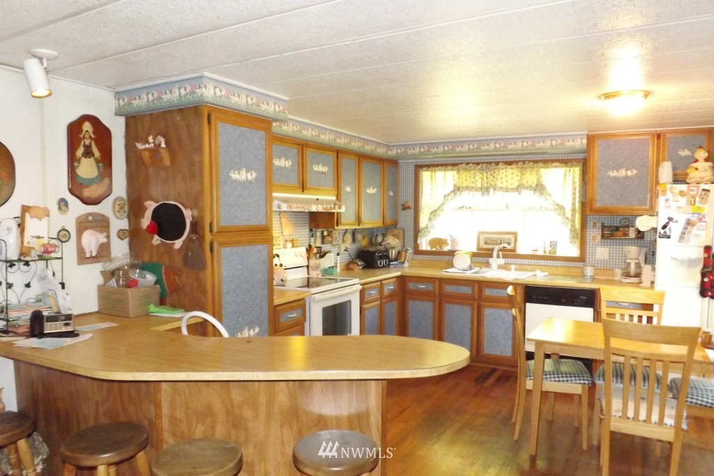20716 Menzel Lake Road Granite Falls, WA 98252 - Photo 4 of 17 Gallery Image 4