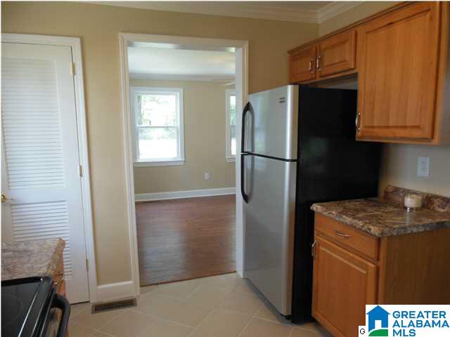 1462 Hueytown Road Bessemer, AL 35023 - Photo 4 of 32