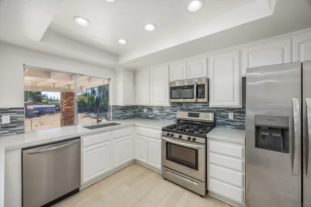 $850,000 | 33155 Ave D, Yucaipa, CA 92399