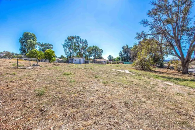 $850,000 | 33155 Ave D, Yucaipa, CA 92399