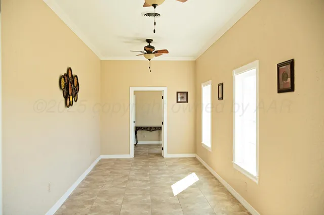 $415,000 | 411 East 6th Street, Hereford, TX 79045