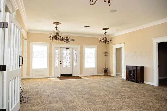 $415,000 | 411 East 6th Street, Hereford, TX 79045