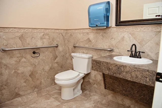 $415,000 | 411 East 6th Street, Hereford, TX 79045