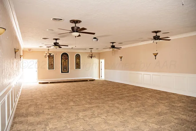 $415,000 | 411 East 6th Street, Hereford, TX 79045