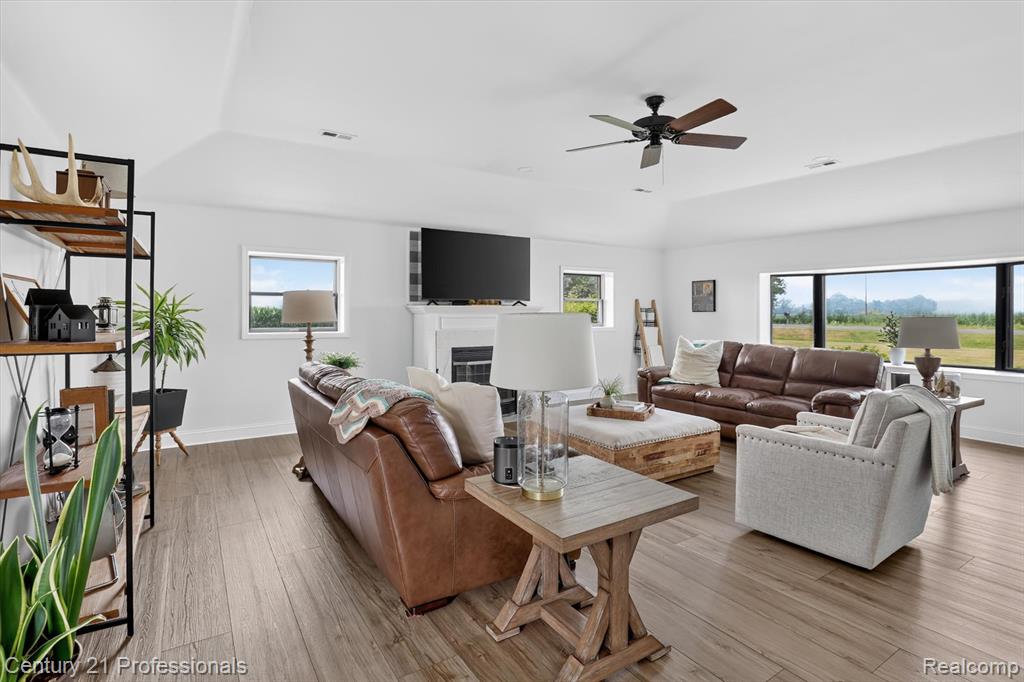 13525 Dennison Road Milan, MI 48160 - Photo 17 of 69 Gallery Image 17