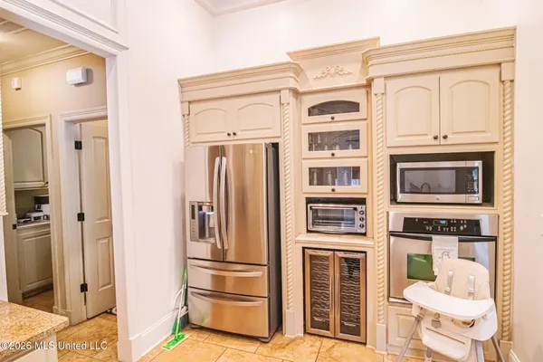 $434,900 | 1612 East Northside Drive, Jackson, MS 39211