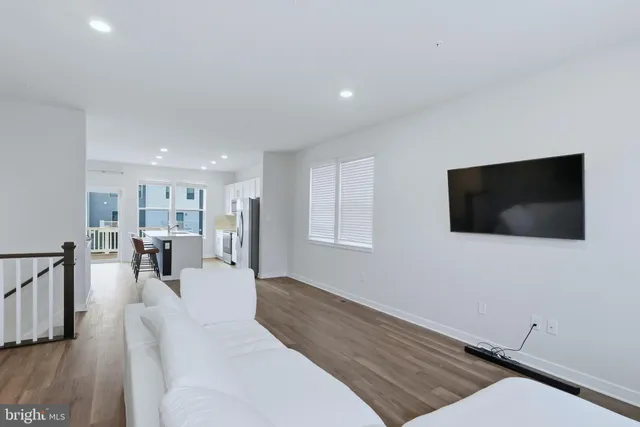 $2,800 | 369 Soft Rush Lane, La Plata, MD 20646