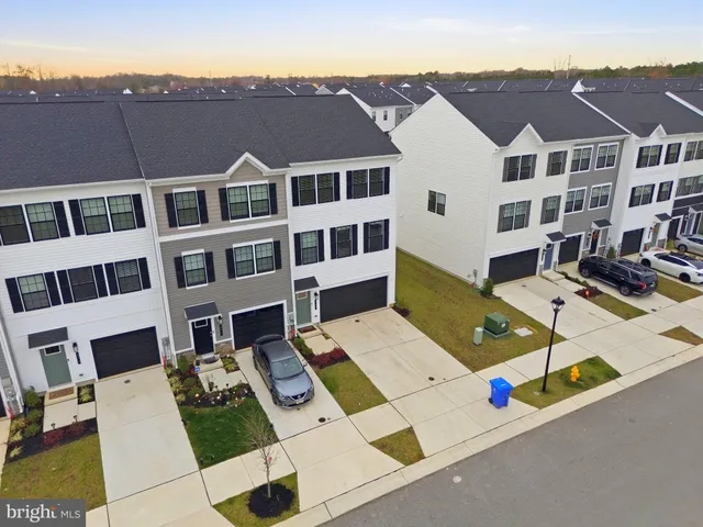 $2,800 | 369 Soft Rush Lane, La Plata, MD 20646