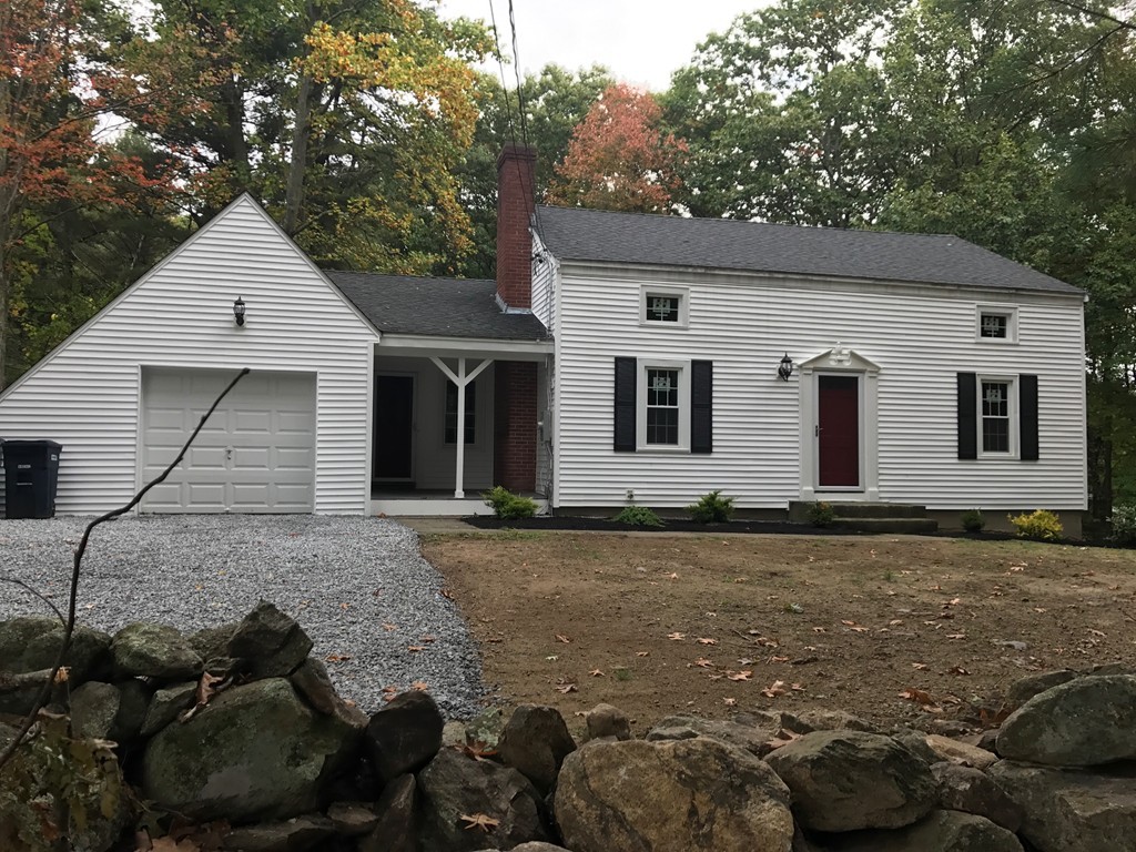 103 Putnam Road Holden, MA 01520 - Photo 2 of 17