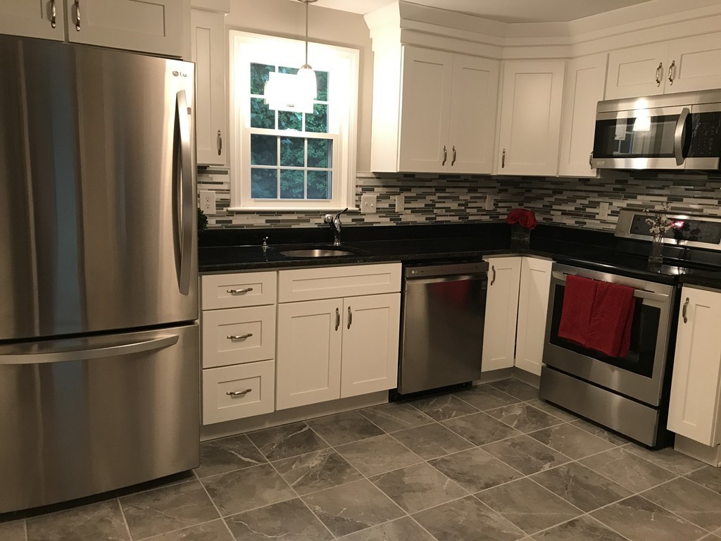 103 Putnam Road Holden, MA 01520 - Photo 4 of 17
