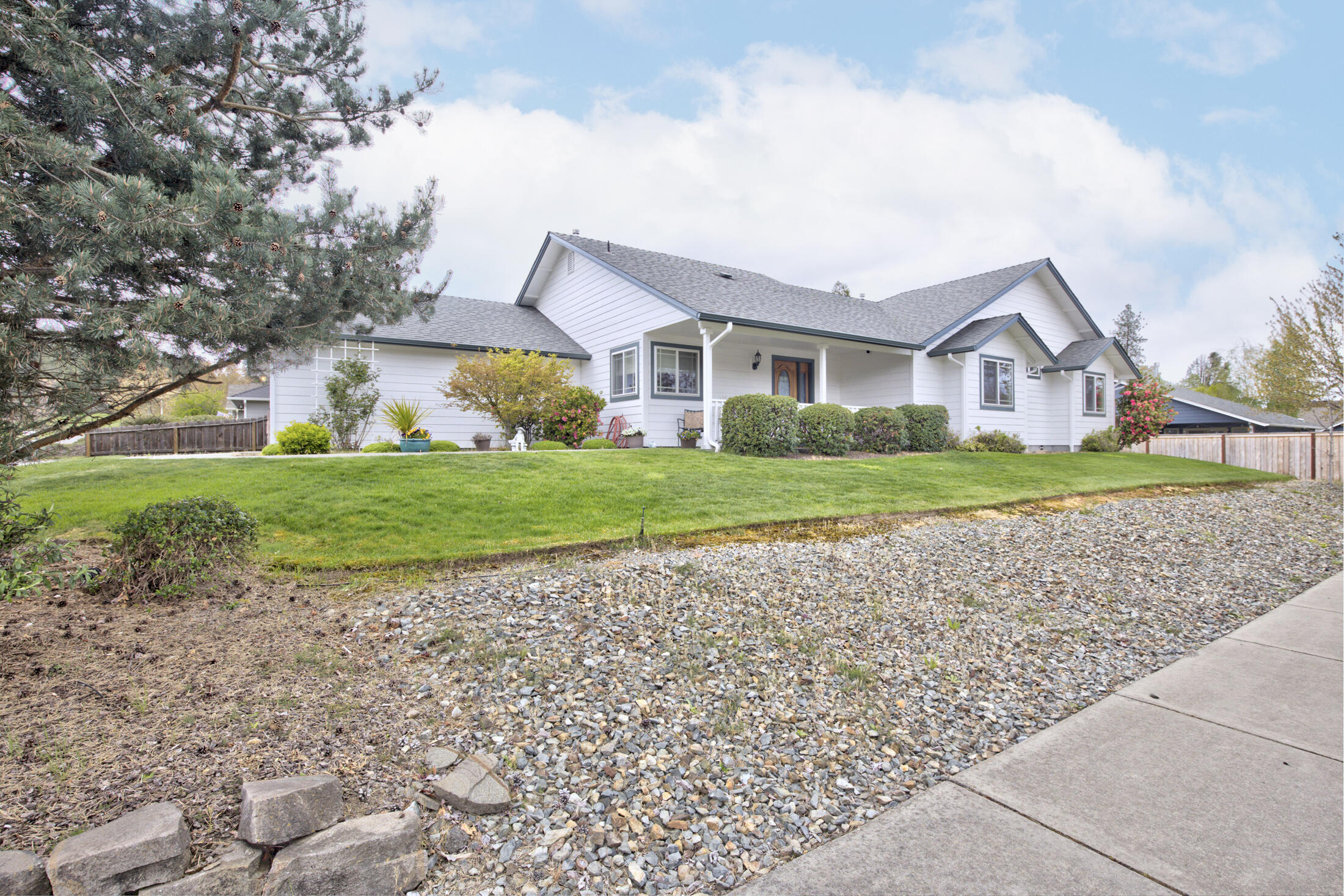 1507 West Harbeck Road Grants Pass, OR 97527 - Photo 1 of 27 0R1A6231_2_3_4_5