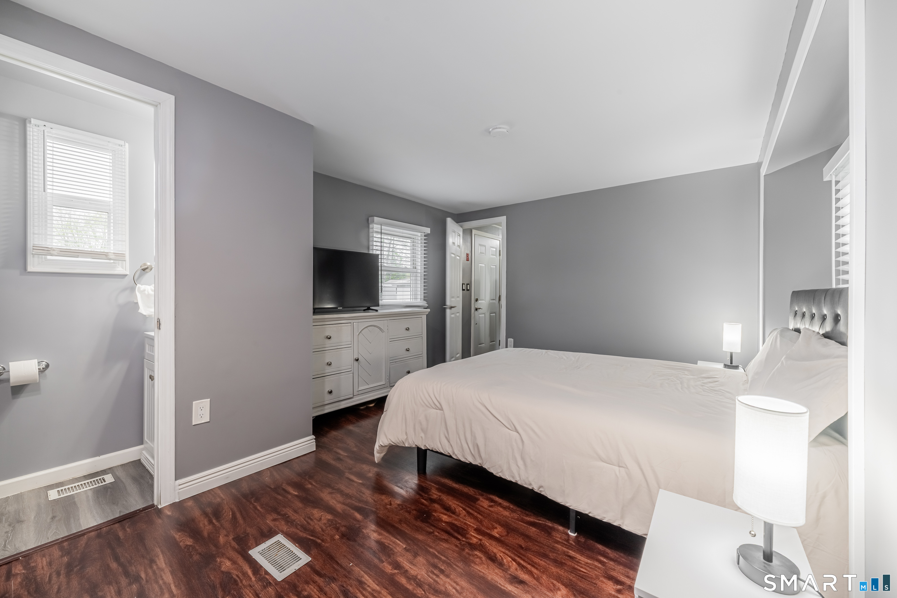 230 Main Street Wallingford, CT 06492 - Photo 13 of 31
