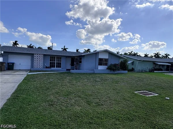 $1,750 | 436 Bayshore Drive, Cape Coral, FL 33904