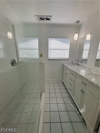 $1,750 | 436 Bayshore Drive, Cape Coral, FL 33904
