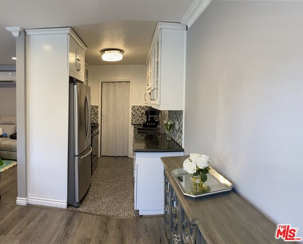 $559,999 | 3220 Altura Avenue, Unit 330, Glendale, CA 91214