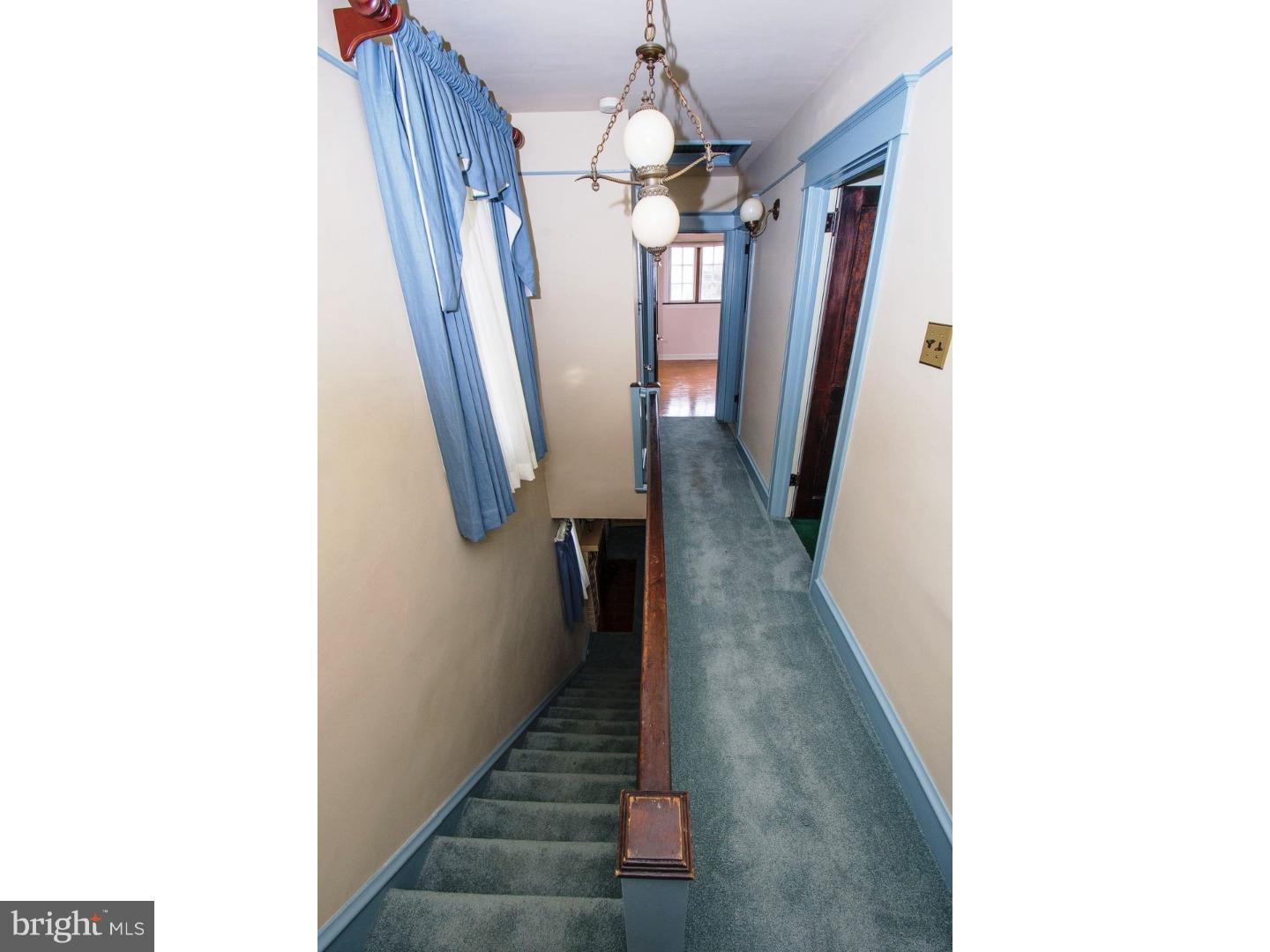 36 Sycamore Road Havertown, PA 19083 - Photo 21 of 24 Hallway