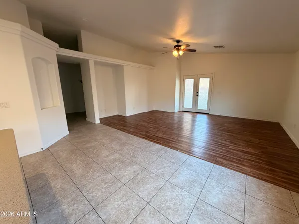 $1,695 | 516 East Wolf Hollow Drive, Casa Grande, AZ 85122