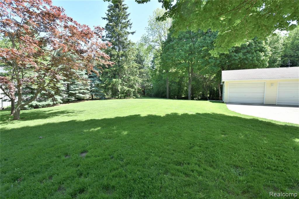 1484 South Delaney Road Owosso, MI 48867 - Photo 12 of 42