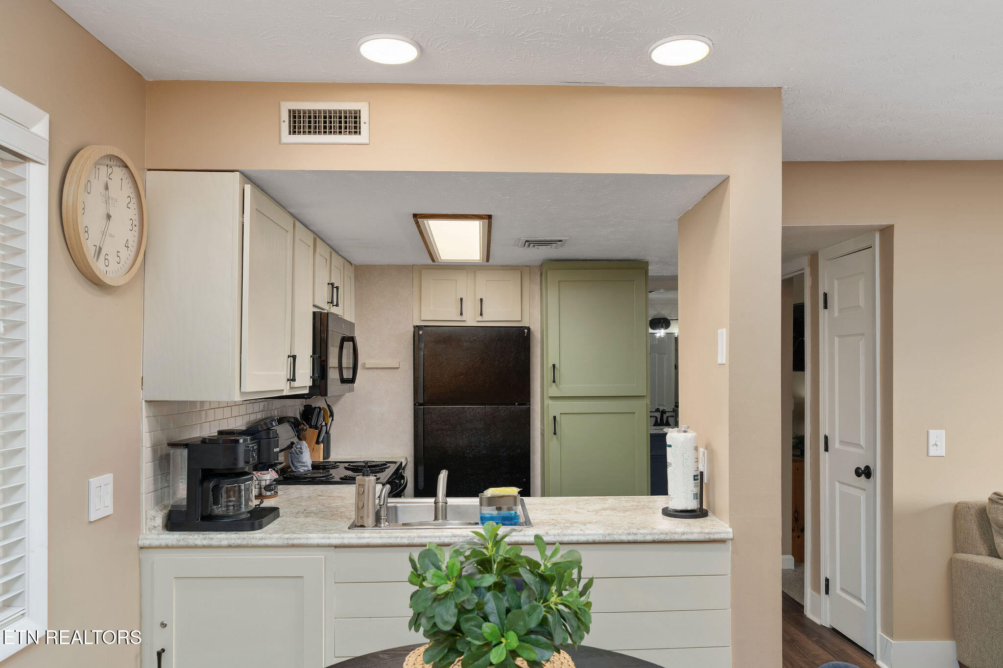 3710 Weber Road, Unit 307C Gatlinburg, TN 37738 - Photo 13 of 47 DSC07149