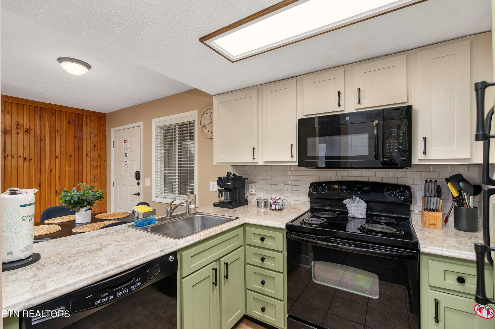 3710 Weber Road, Unit 307C Gatlinburg, TN 37738 - Photo 16 of 47 DSC07190