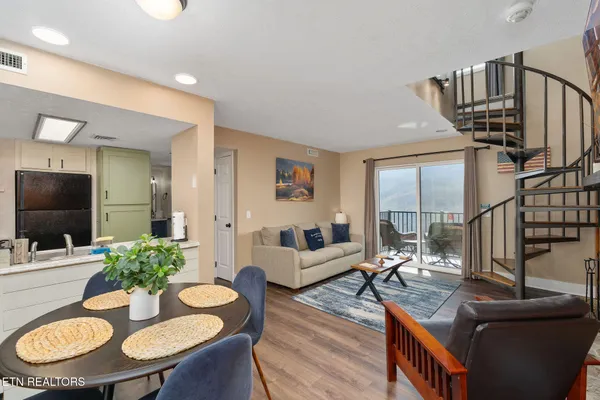 $219,900 | 3710 Weber Road, Unit 307C, Gatlinburg, TN 37738