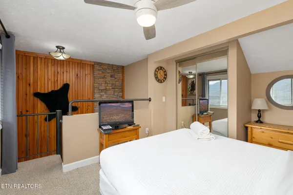 $219,900 | 3710 Weber Road, Unit 307C, Gatlinburg, TN 37738