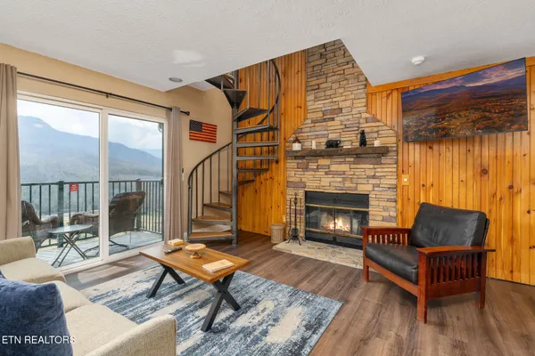 $219,900 | 3710 Weber Road, Unit 307C, Gatlinburg, TN 37738