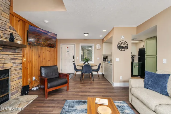 $219,900 | 3710 Weber Road, Unit 307C, Gatlinburg, TN 37738