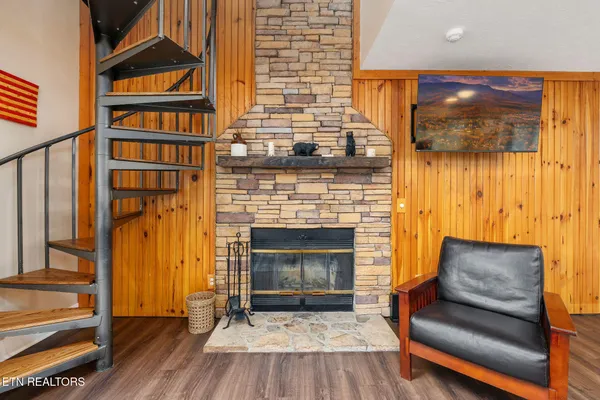 $219,900 | 3710 Weber Road, Unit 307C, Gatlinburg, TN 37738